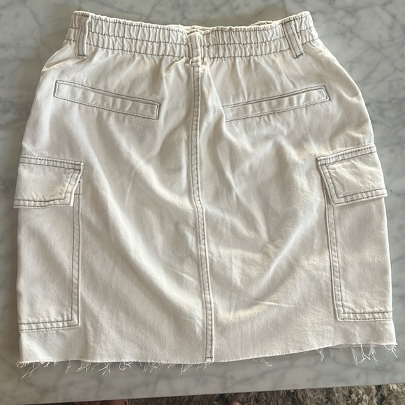 Berska Skirt - Picture 3 of 3